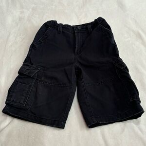 CHEROKEE Boy’s Navy / Black Cargo Shorts w/ Pockets - size 6